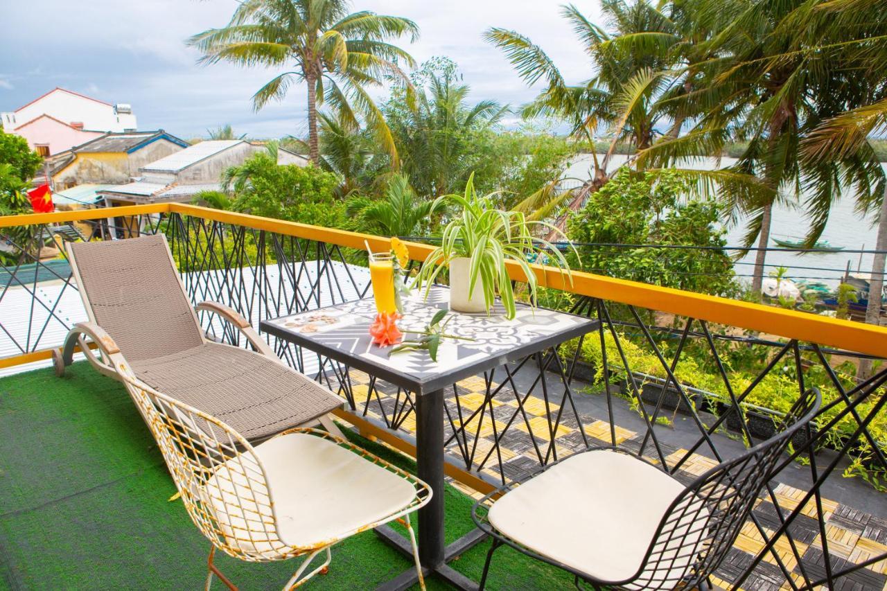Coral Riverside Homestay & Hostel 会安 外观 照片