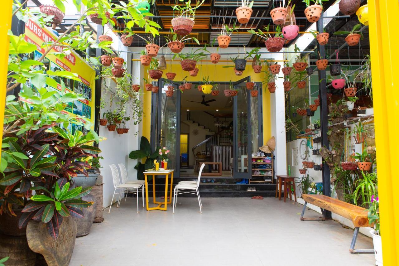 Coral Riverside Homestay & Hostel 会安 外观 照片
