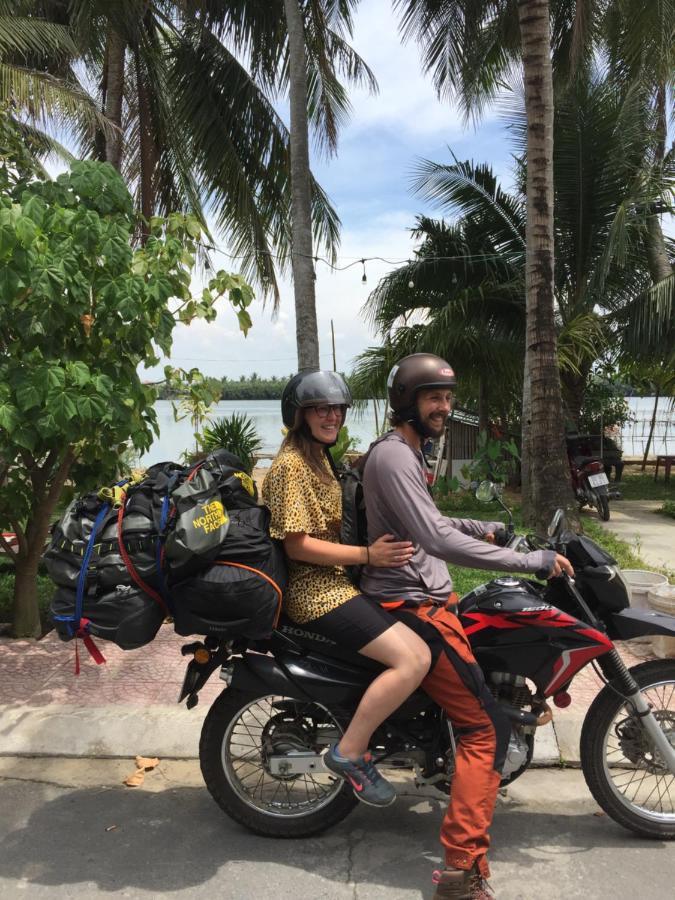 Coral Riverside Homestay & Hostel 会安 外观 照片