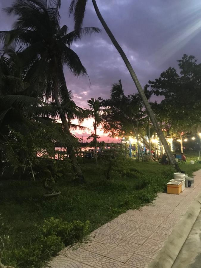 Coral Riverside Homestay & Hostel 会安 外观 照片