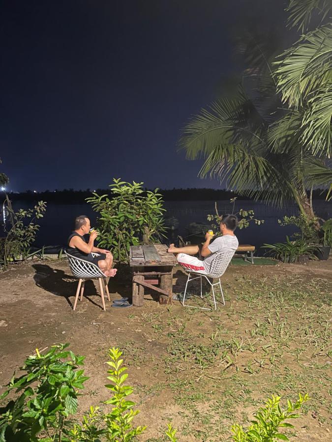 Coral Riverside Homestay & Hostel 会安 外观 照片