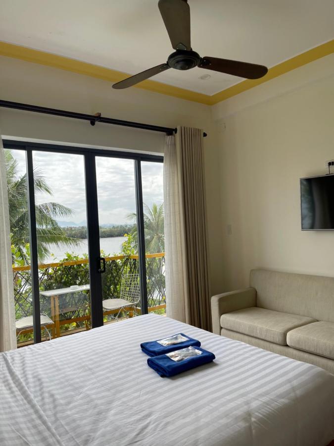 Coral Riverside Homestay & Hostel 会安 外观 照片