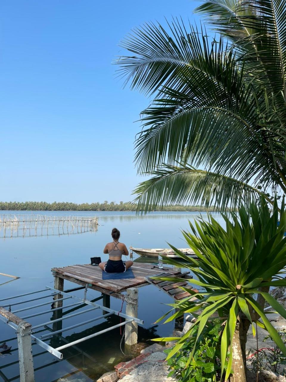 Coral Riverside Homestay & Hostel 会安 外观 照片
