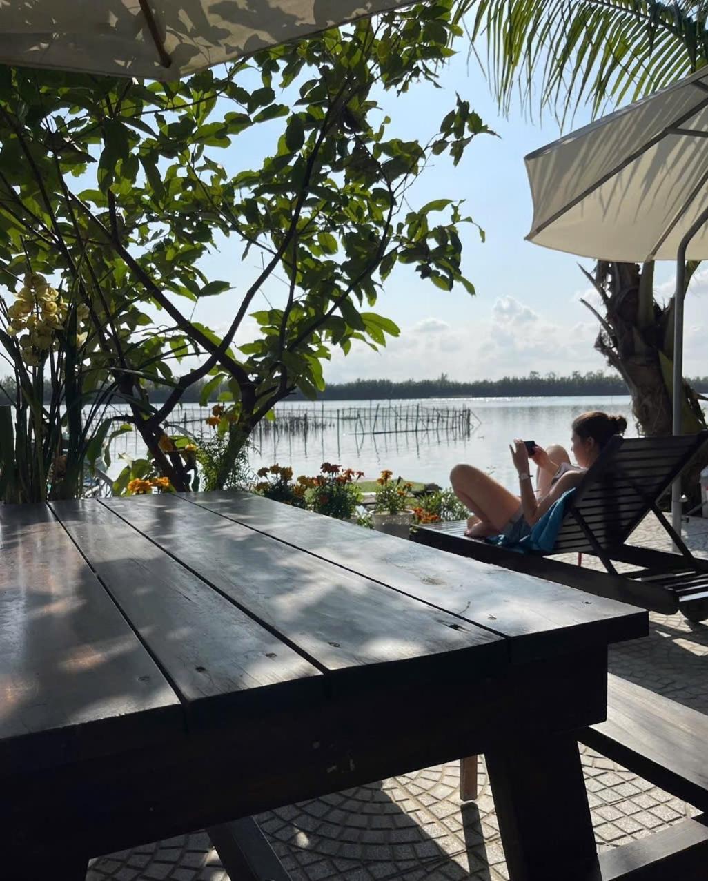 Coral Riverside Homestay & Hostel 会安 外观 照片